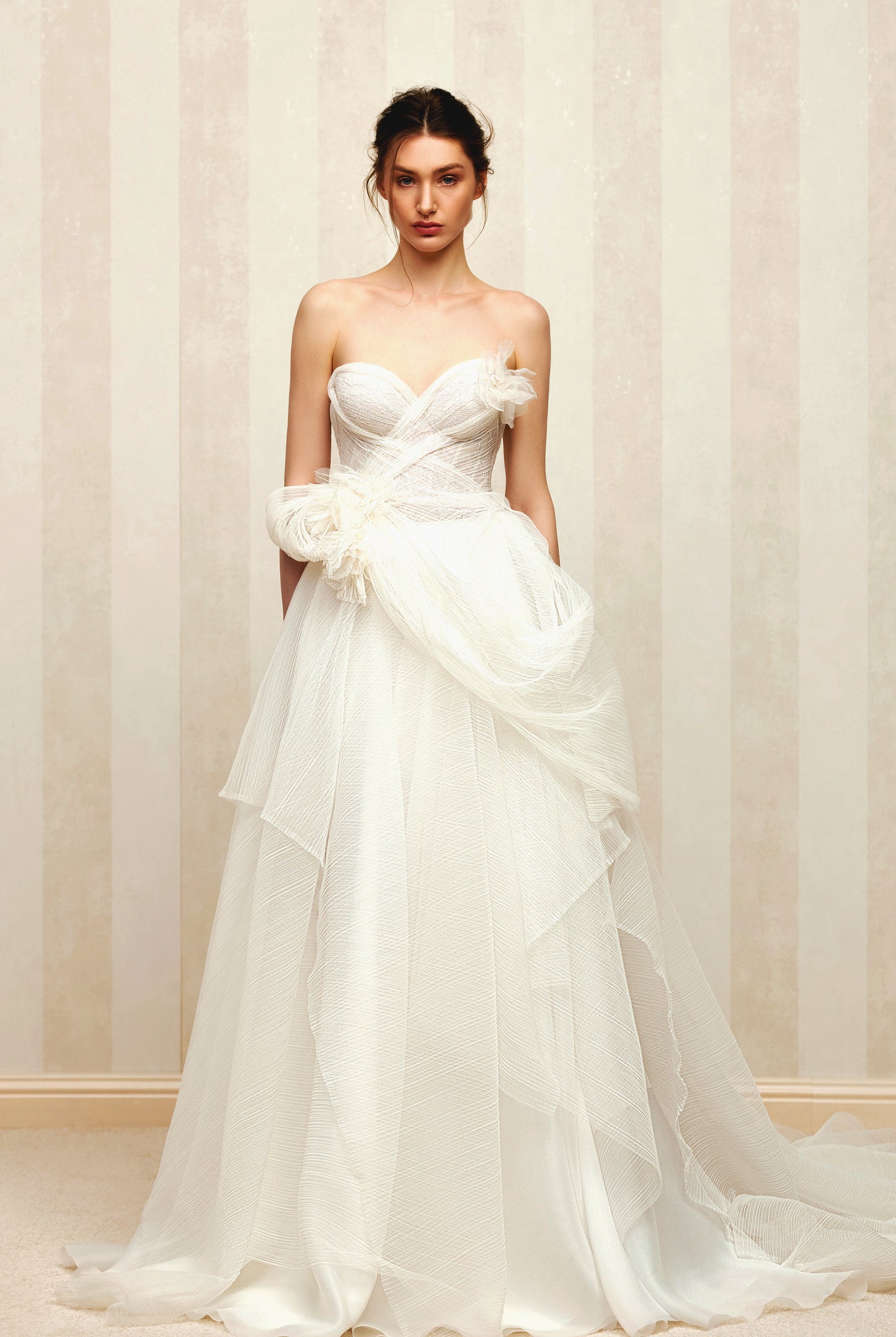 Nympha Two in one Sweetheart Milk Wedding dress