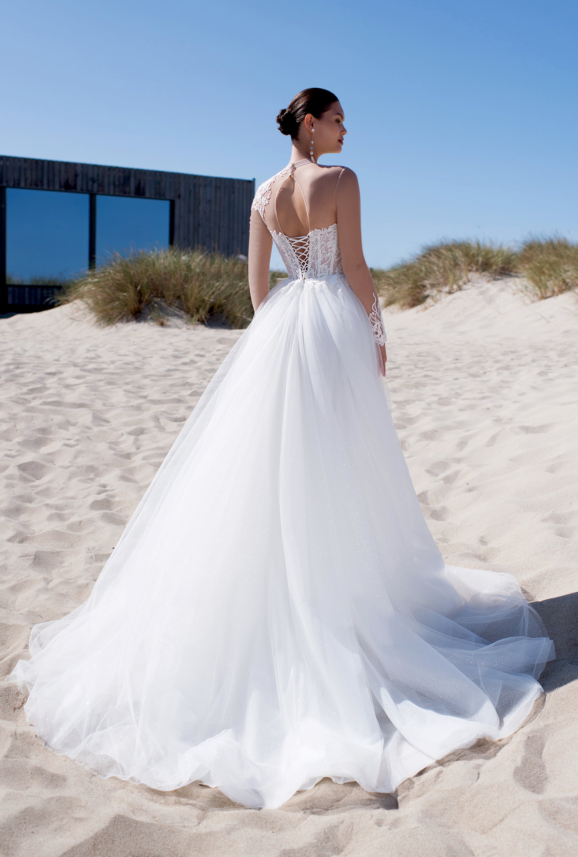 Lusta A-line Illusion Off-white Wedding dress