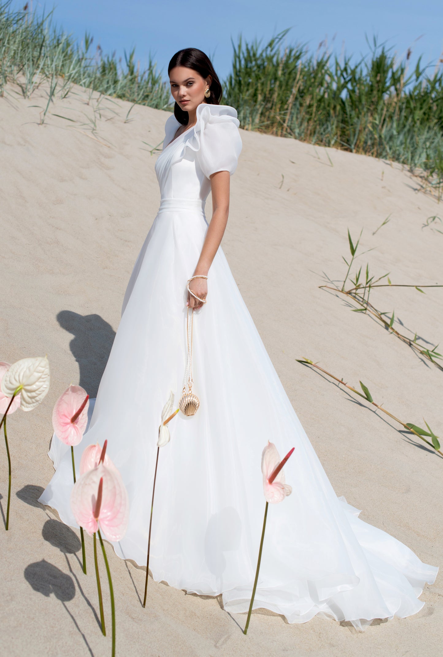 Aroma A-line Asymmetric/One shoulder Off-White Wedding dress