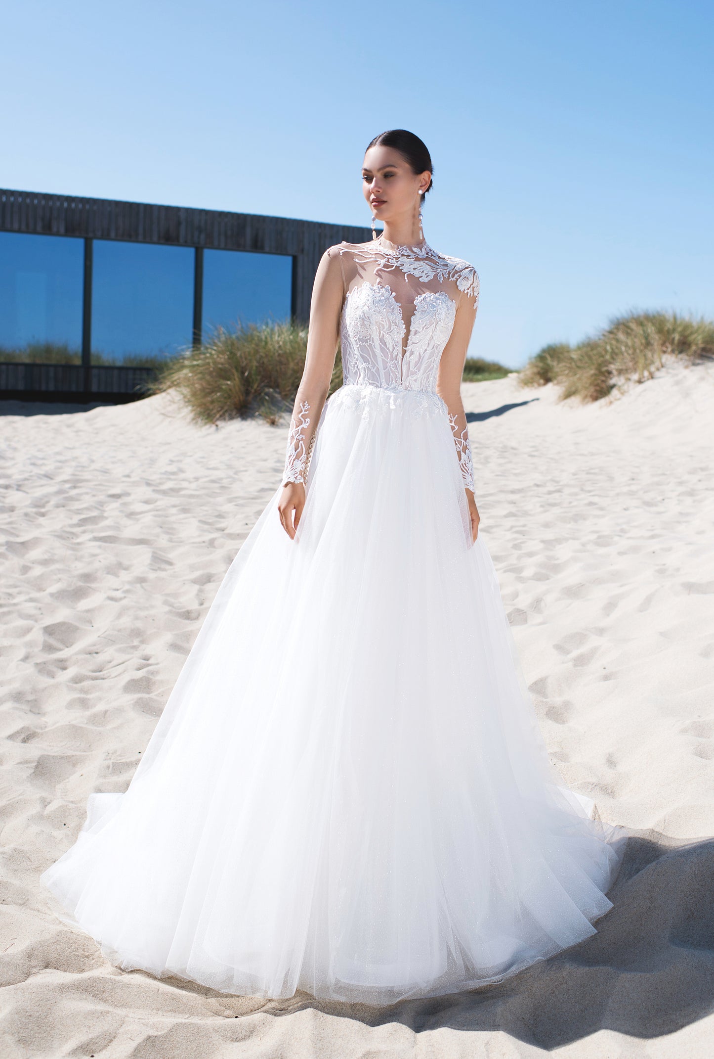 Lusta A-line Illusion Off-white Wedding dress