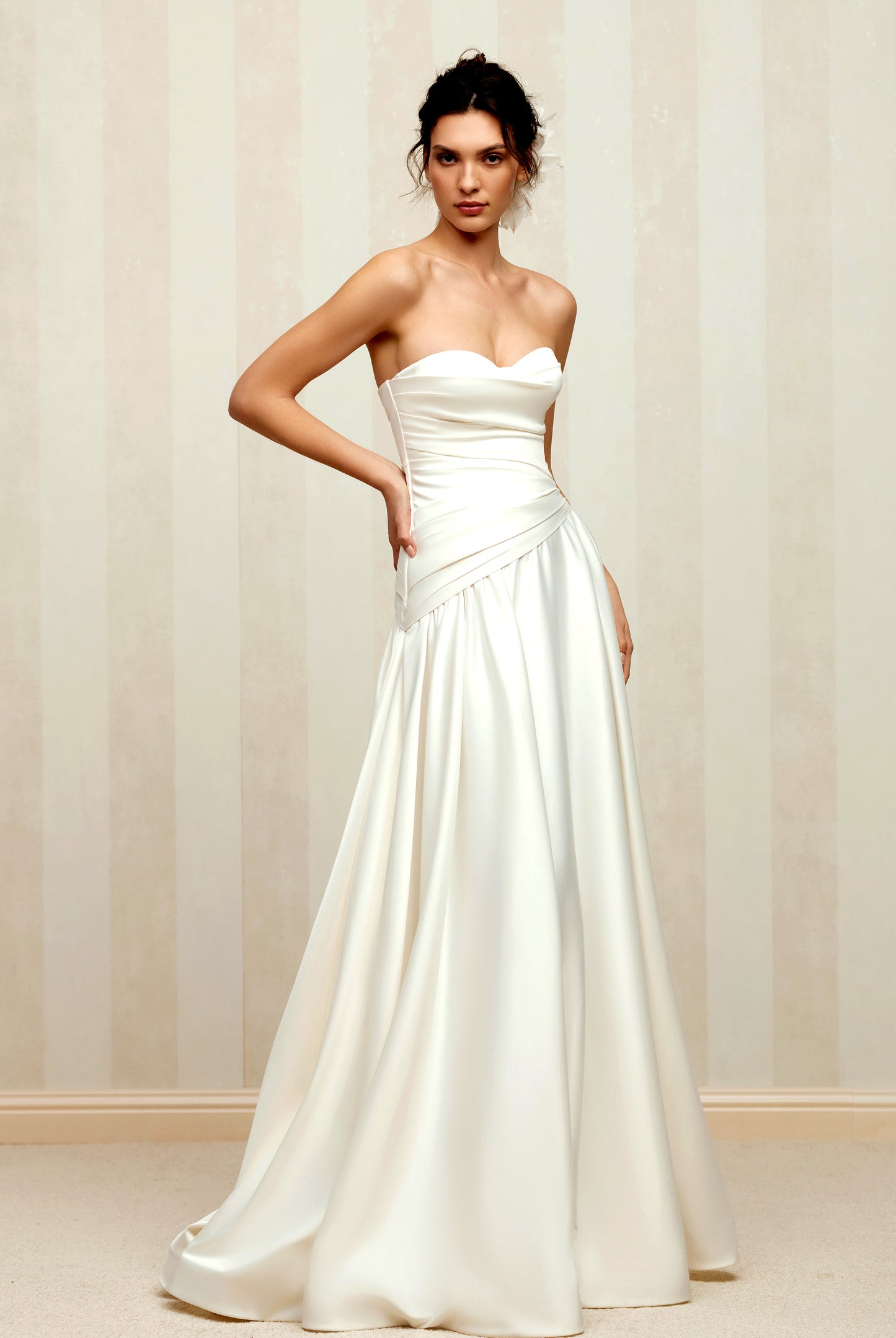 Queen A-line Sweetheart Milk Wedding dress