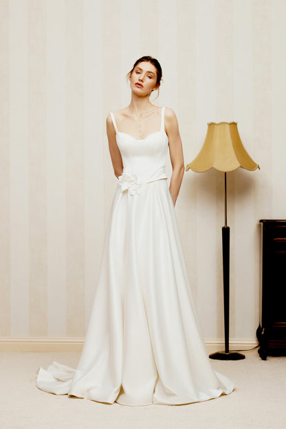 Olma A-line Sweetheart Milk Wedding dress