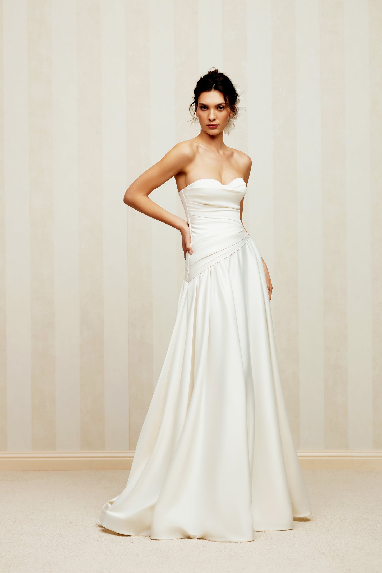 Queen A-line Sweetheart Milk Wedding dress