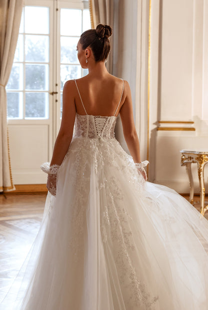 Ambre A-line Sweetheart Milk Wedding dress