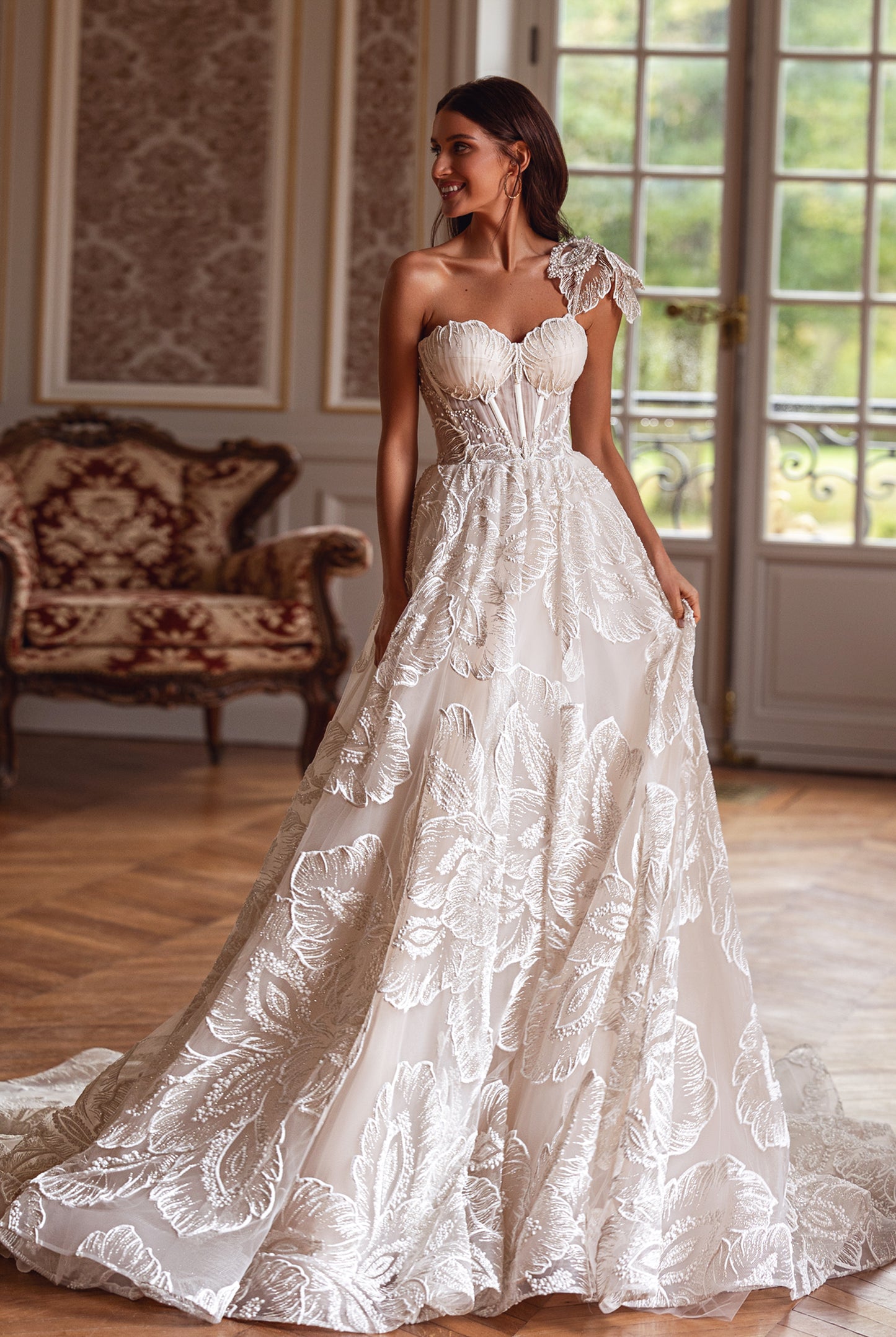 Jade-Rose A-line Sweetheart Milk Wedding dress