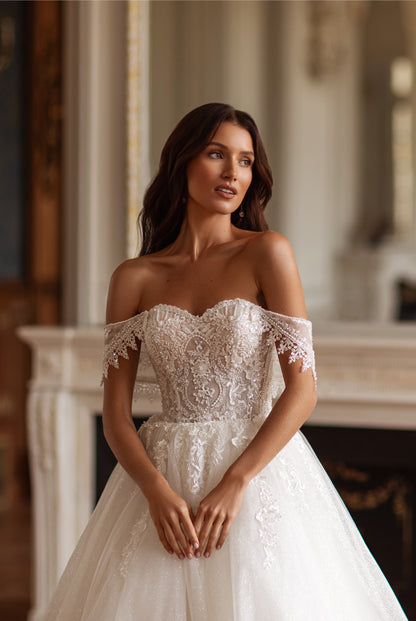 Jade-Chloé A-line Sweetheart Milk Wedding dress