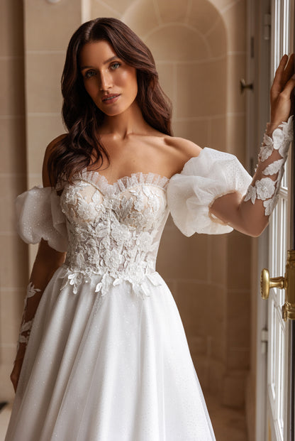 Anne-Sophie Two in one Sweetheart Milk Wedding dress