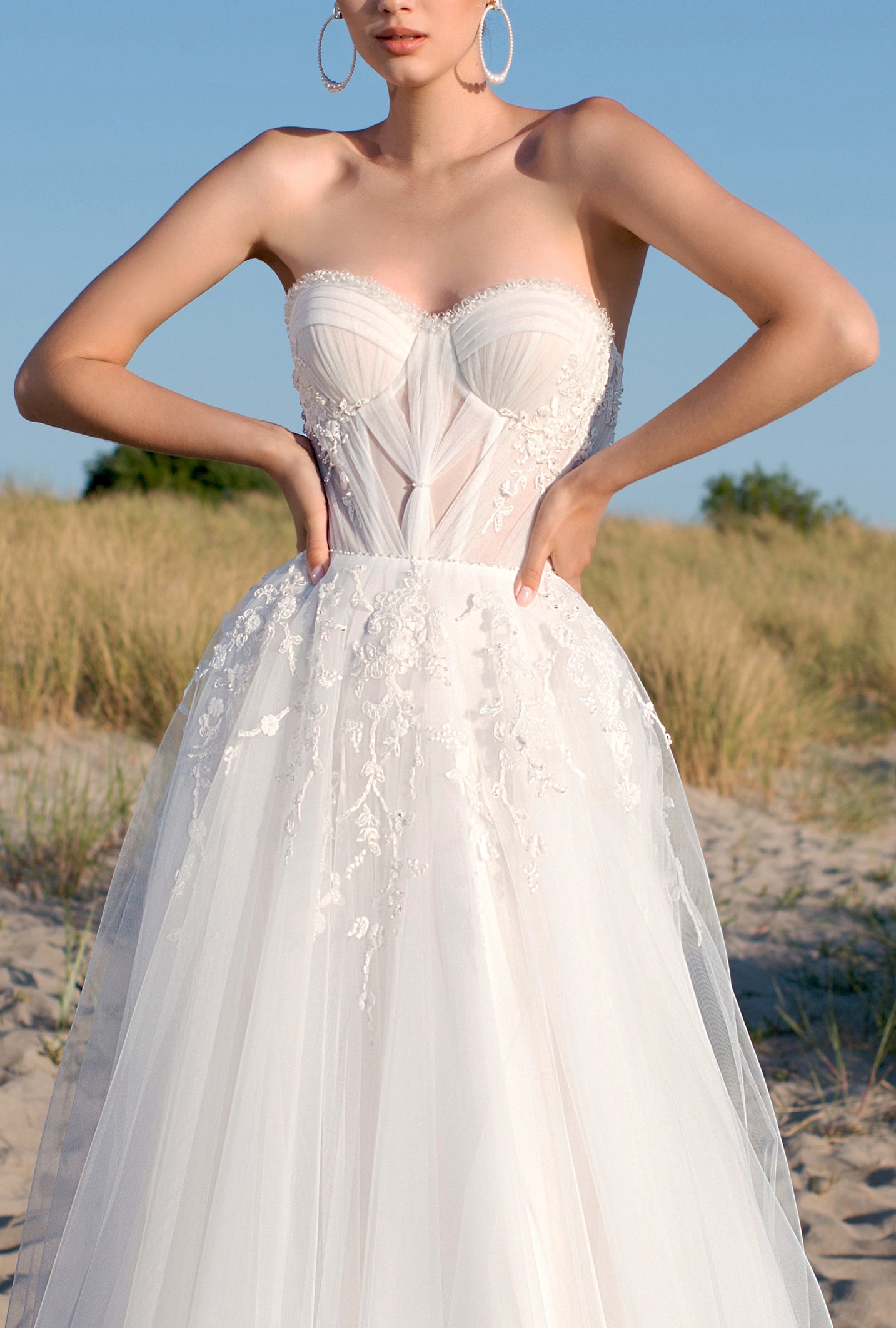 Adea A-line Sweetheart Off-White Wedding dress