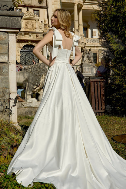 Megan A-line Sweetheart Milk Wedding dress