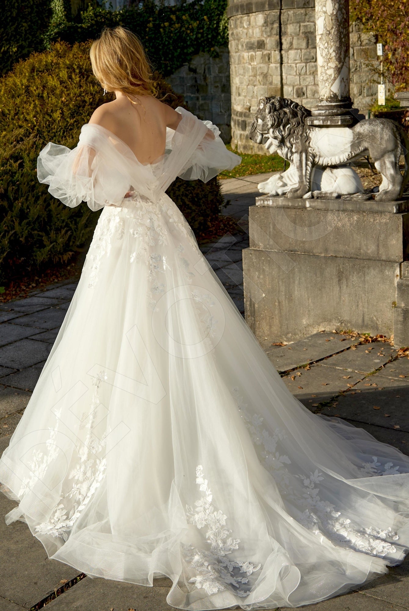 Berta A-line Sweetheart Milk Wedding dress