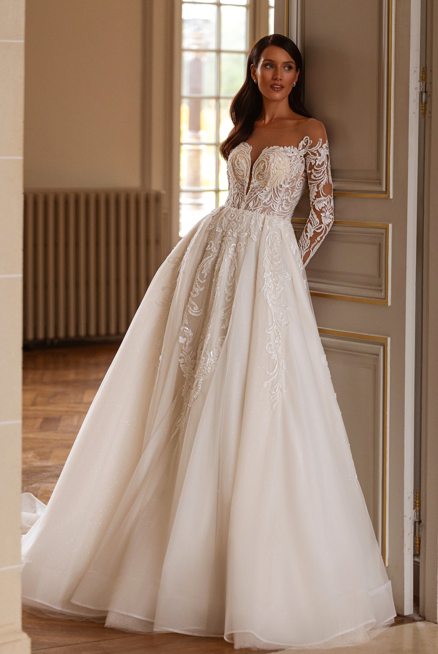 Lisa-Marie A-line Illusion Milk Wedding dress