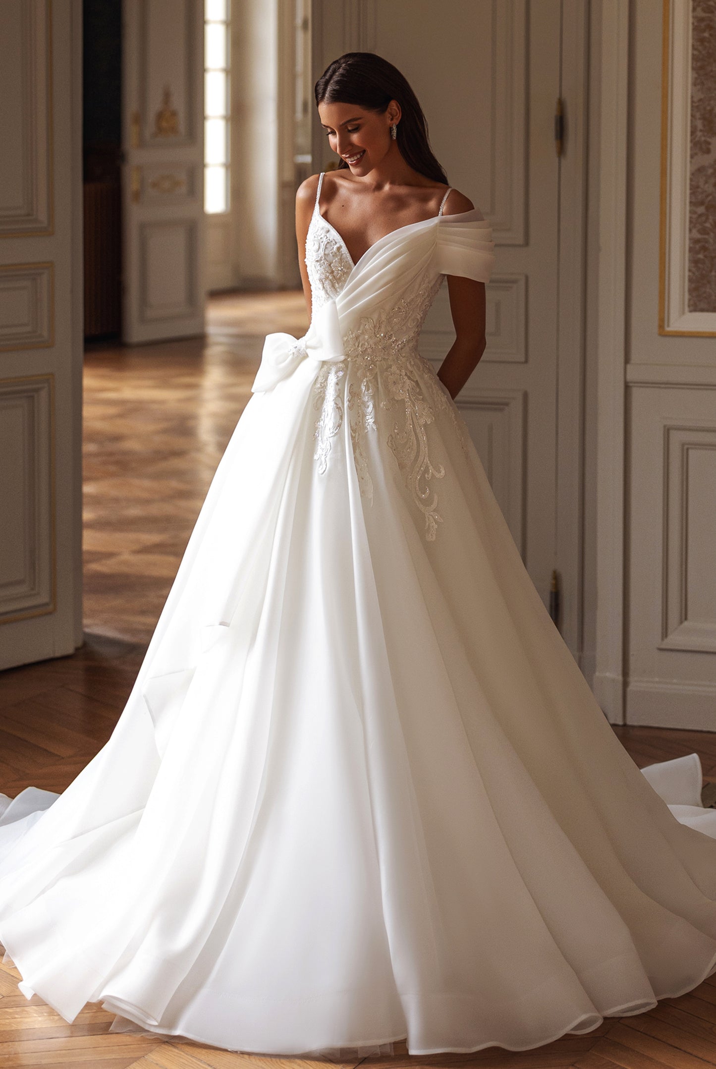 Anne-Catherine A-line Sweetheart Milk Wedding dress