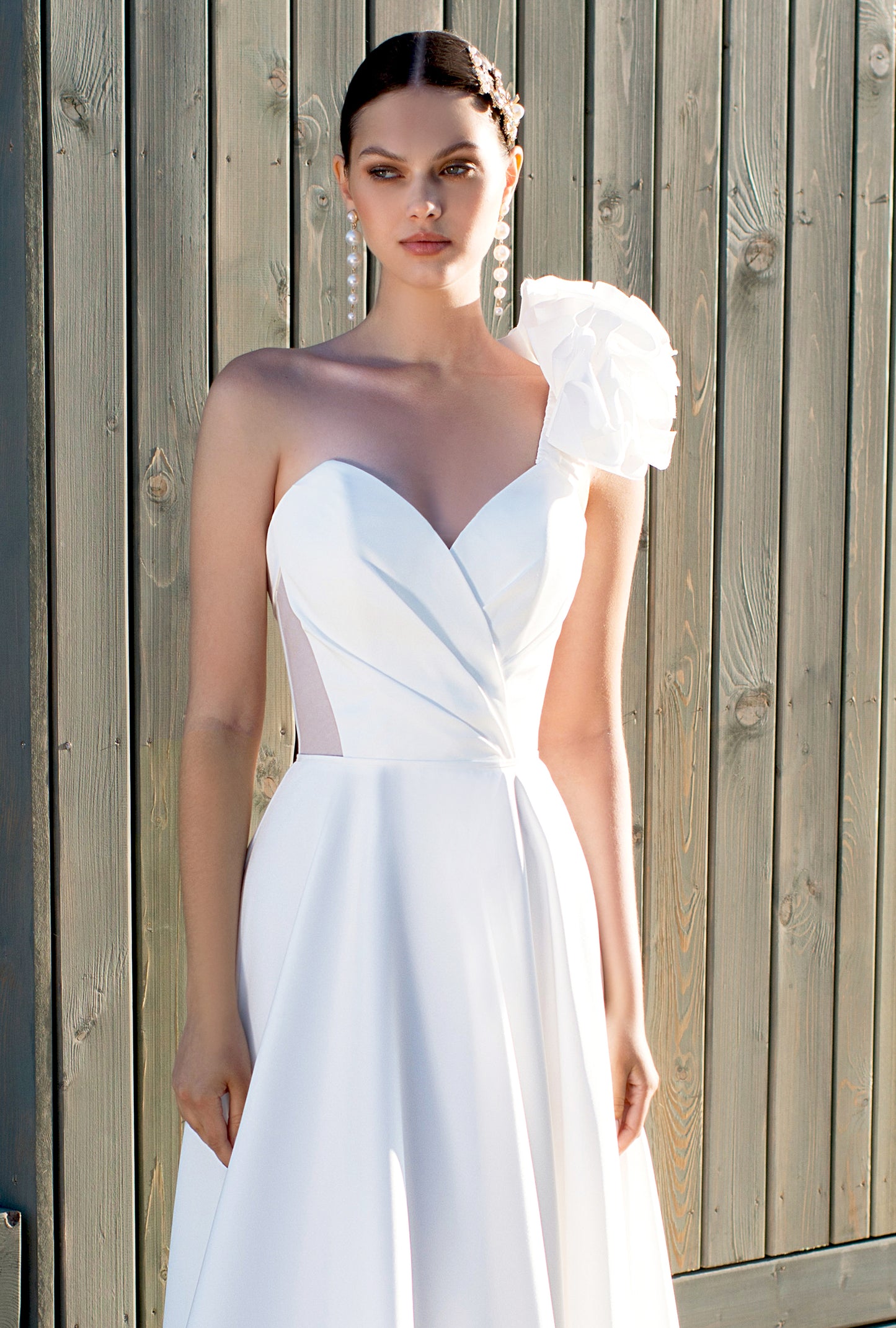 Aizevi A-line Sweetheart Off-White Wedding dress