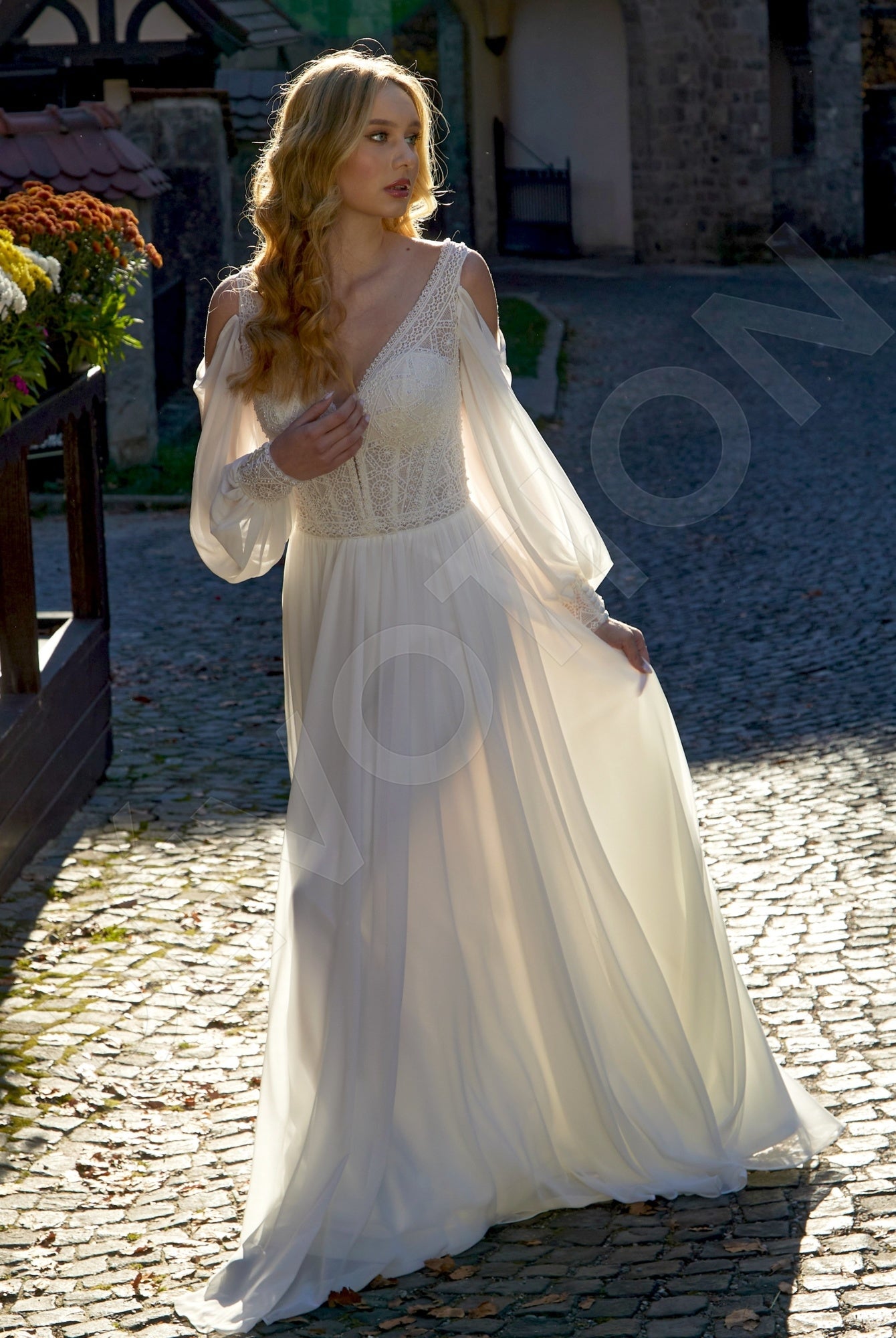 Emmie A-line V-neck Milk Wedding dress