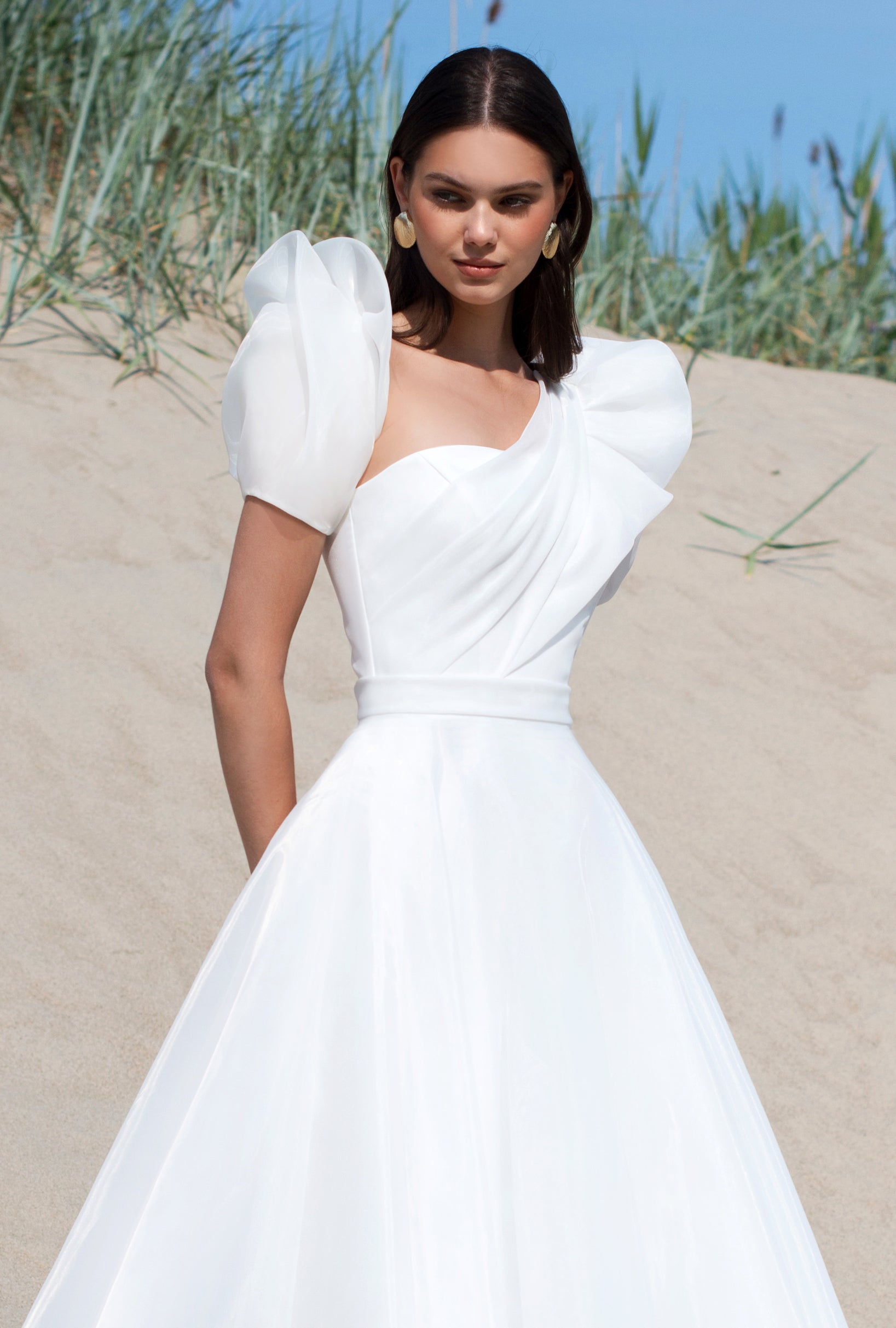 Aroma A-line Asymmetric/One shoulder Off-White Wedding dress