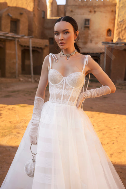 Aleria A-line Sweetheart Off White Wedding dress