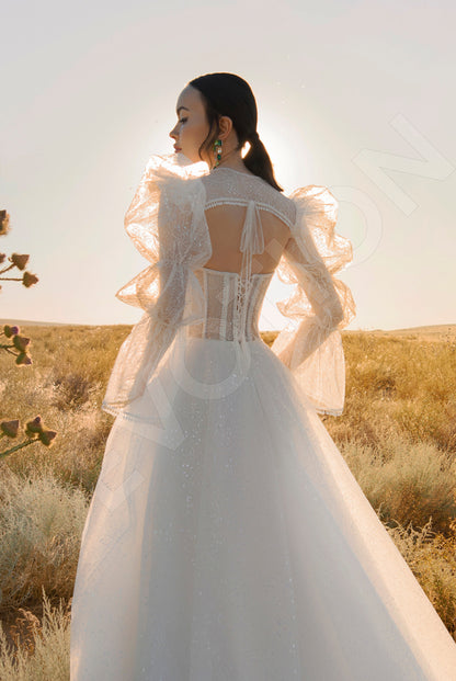 Alesta  A-line Sweetheart Off White Wedding Dress