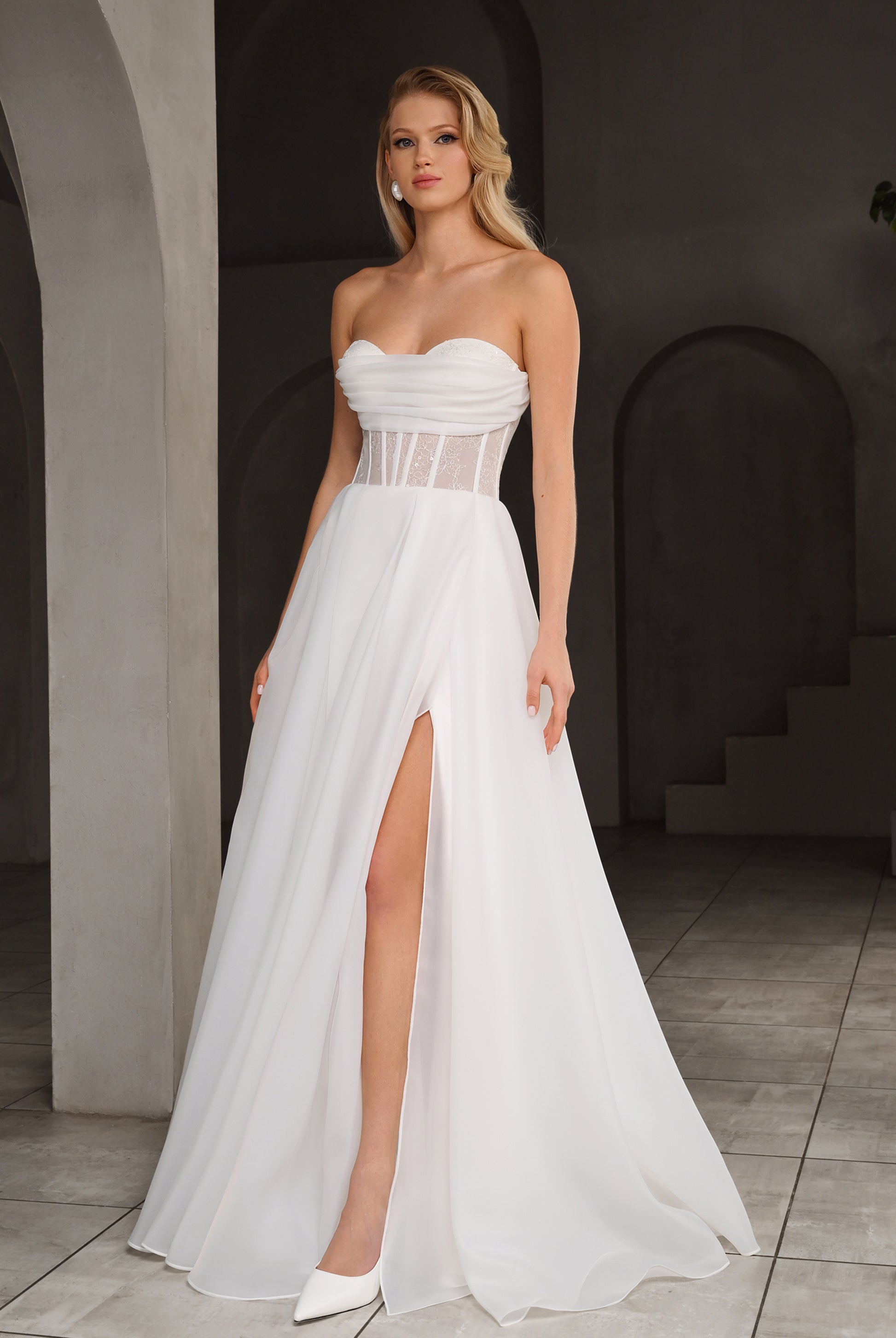 Amine A-line Sweetheart Milk Wedding dress