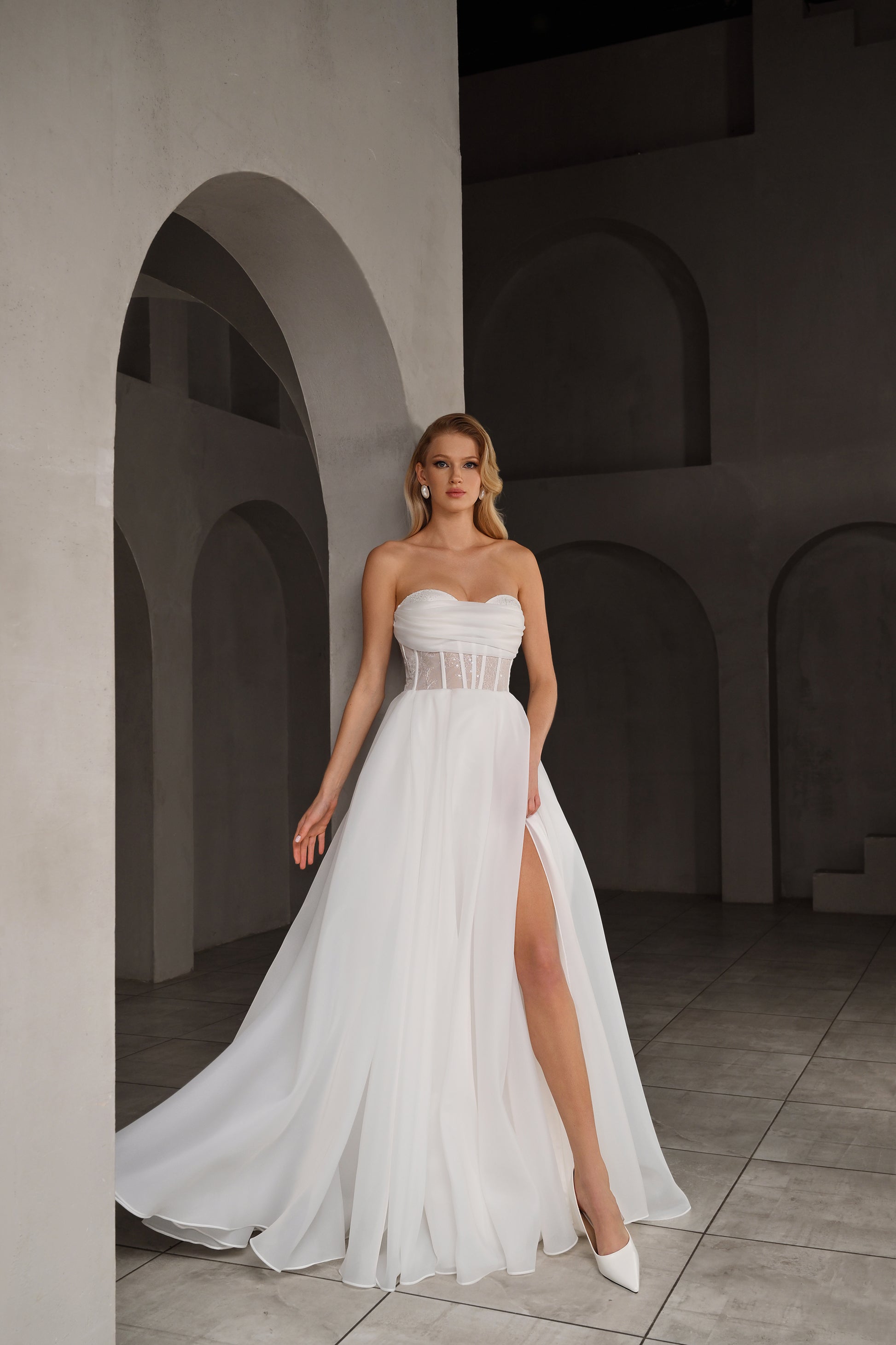 Amine A-line Sweetheart Milk Wedding dress