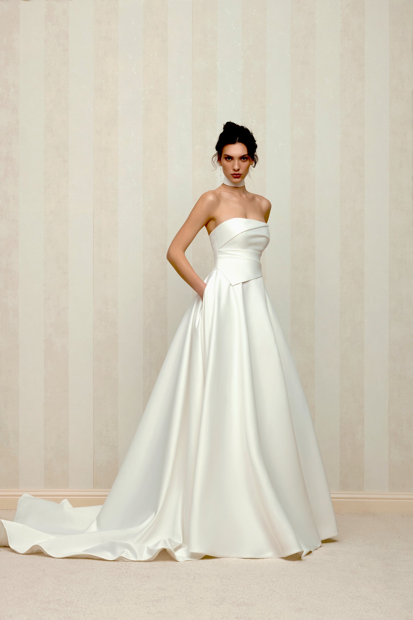 Balma A-line Straight across Milk Wedding dress