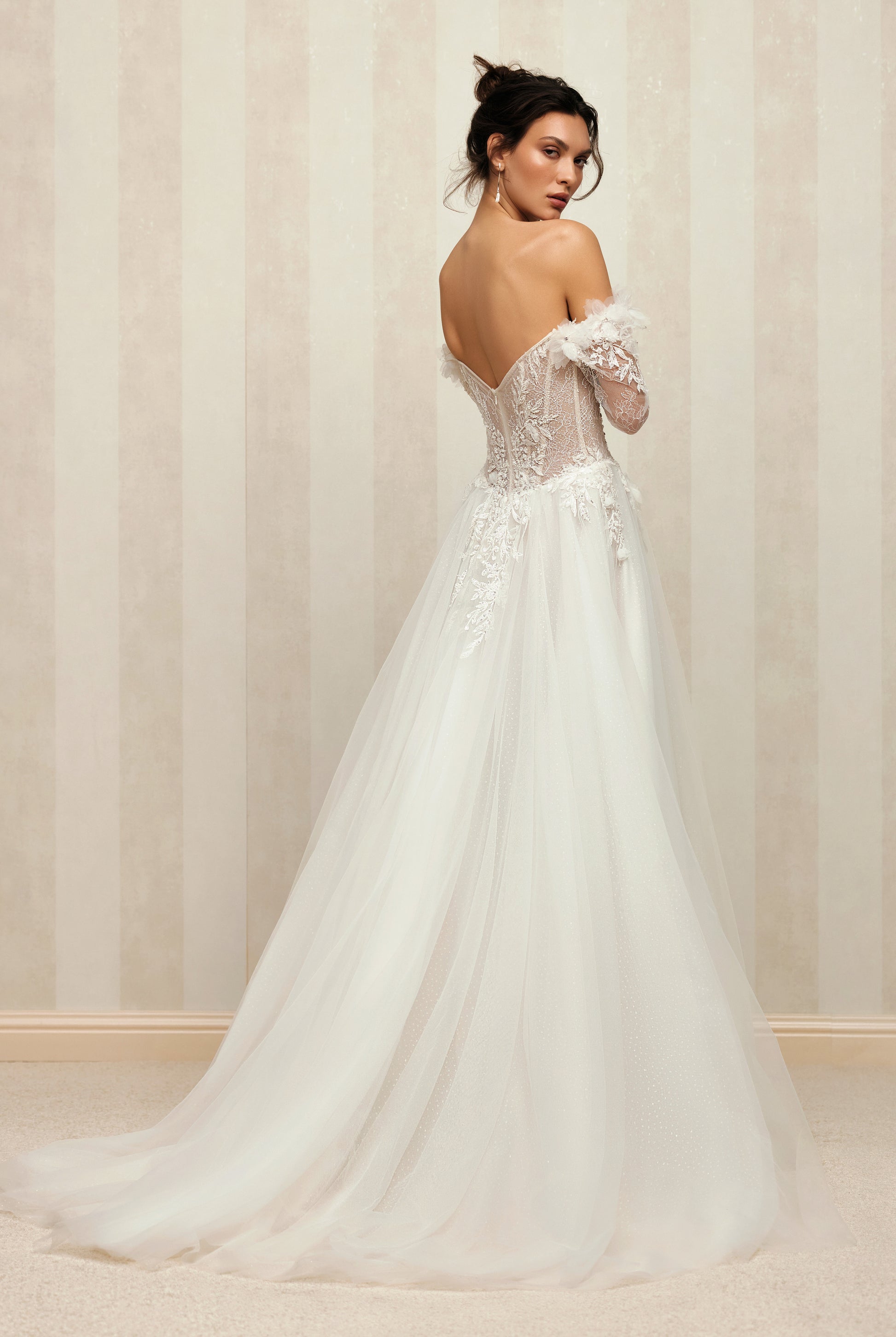 Noema A-line Sweetheart Milk Wedding dress