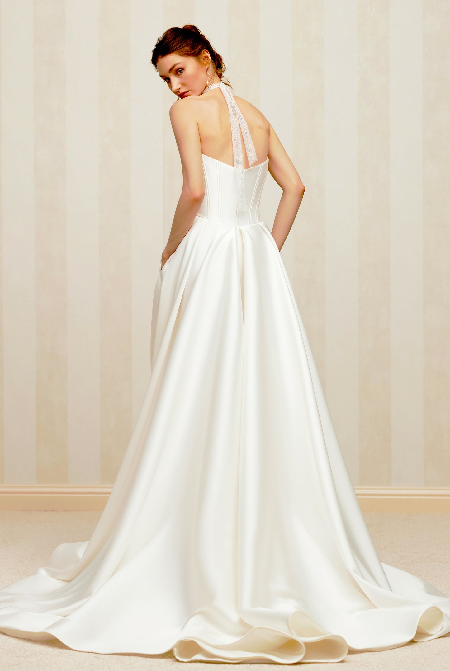 Danielin A-line Straight across Milk Wedding dress