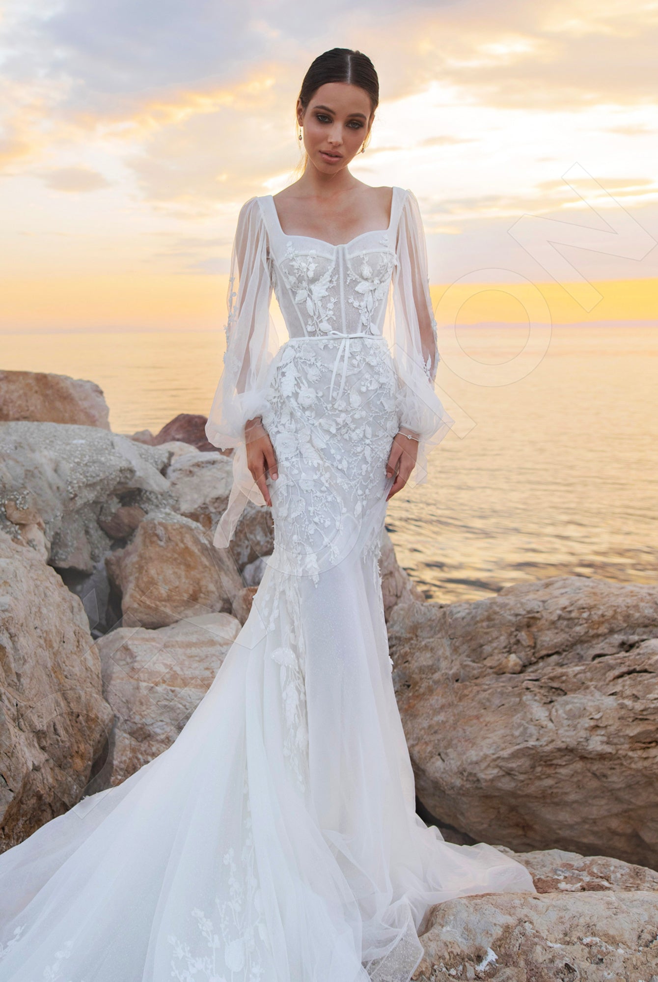 Arielle Trumpet/Mermaid Square Ivory Wedding dress