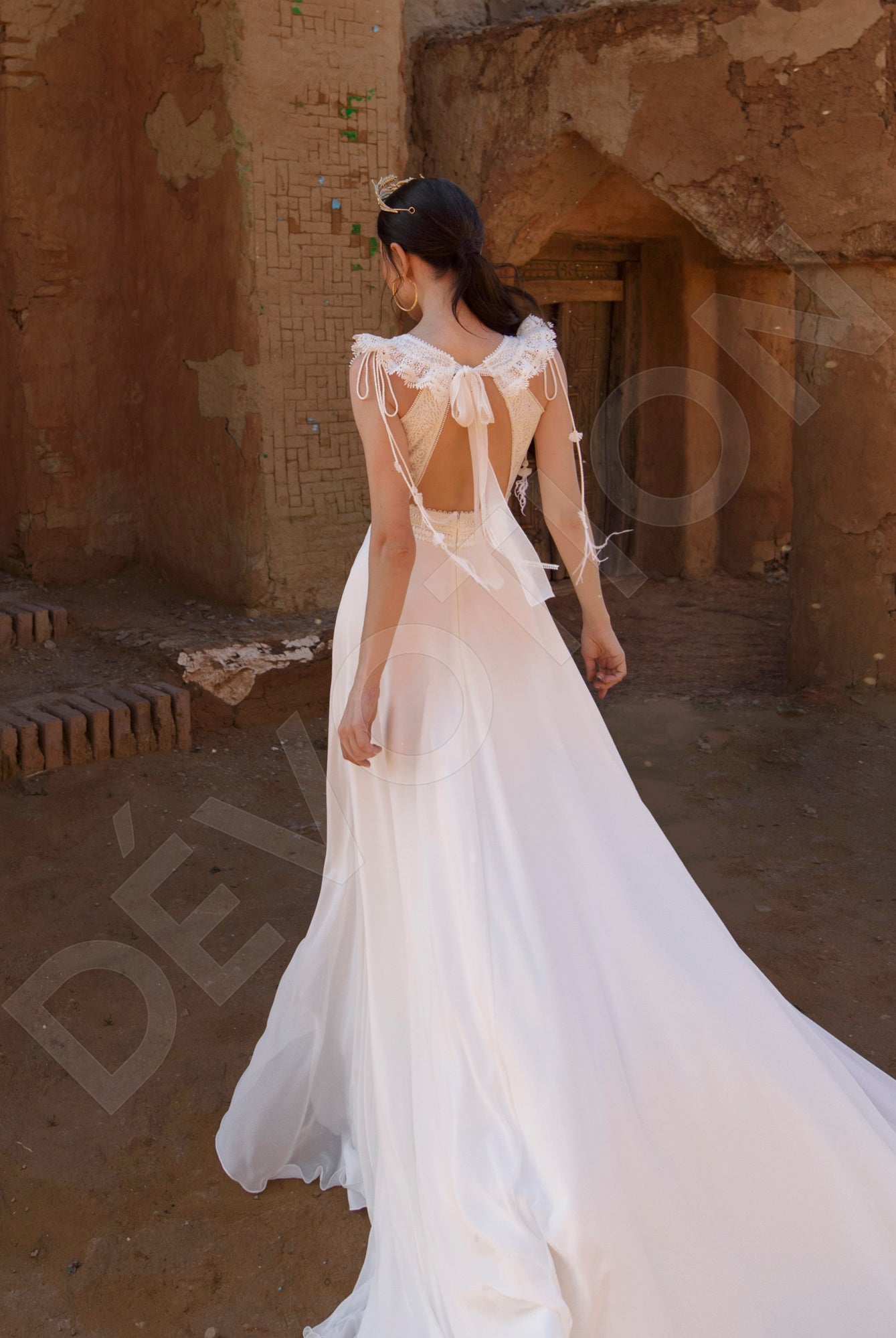 Asmus A-line Deep V-neck Off White Wedding dress