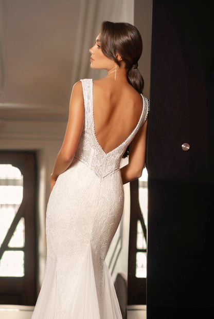 Betsy Trumpet/Mermaid V-neck Ivory Wedding dress