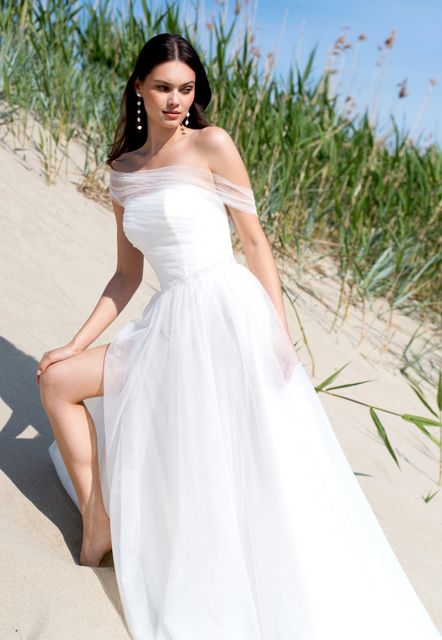 Bruni A-line Off-shoulder/Drop shoulders Off White Wedding dress