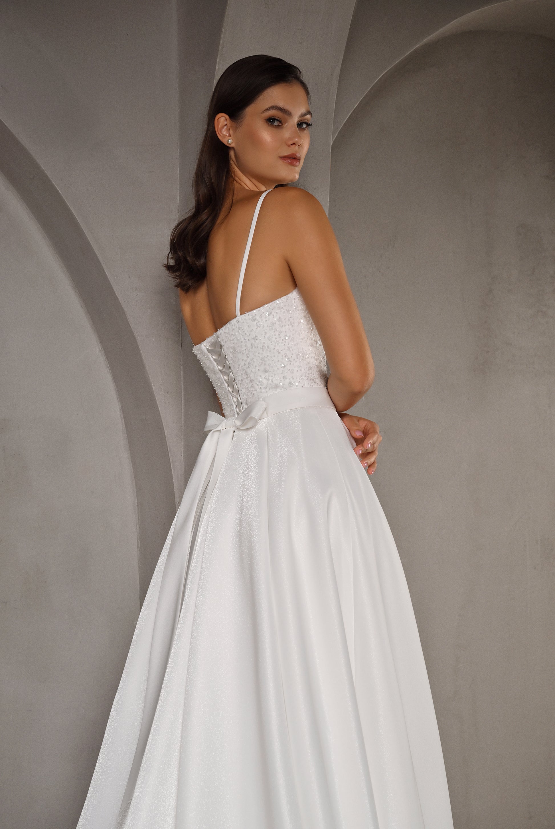 Darine A-line Sweetheart Milk Wedding dress