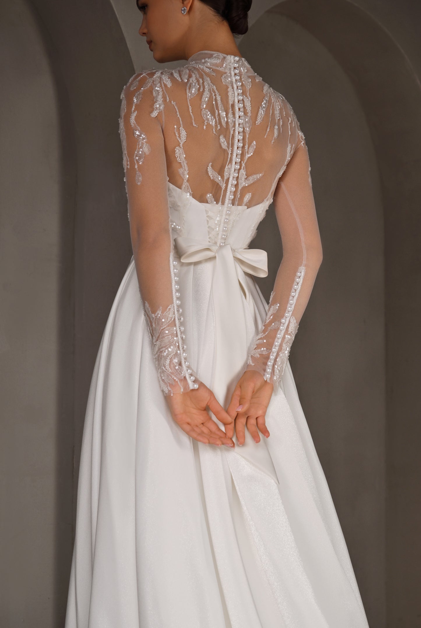 Demetry A-line High neck Milk Wedding dress