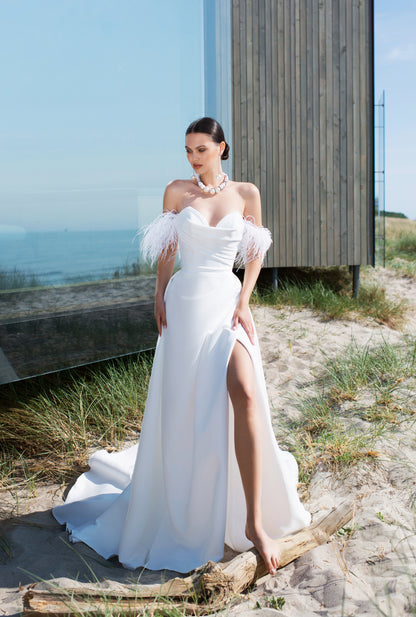 Desma A-line Sweetheart Off White Wedding dress