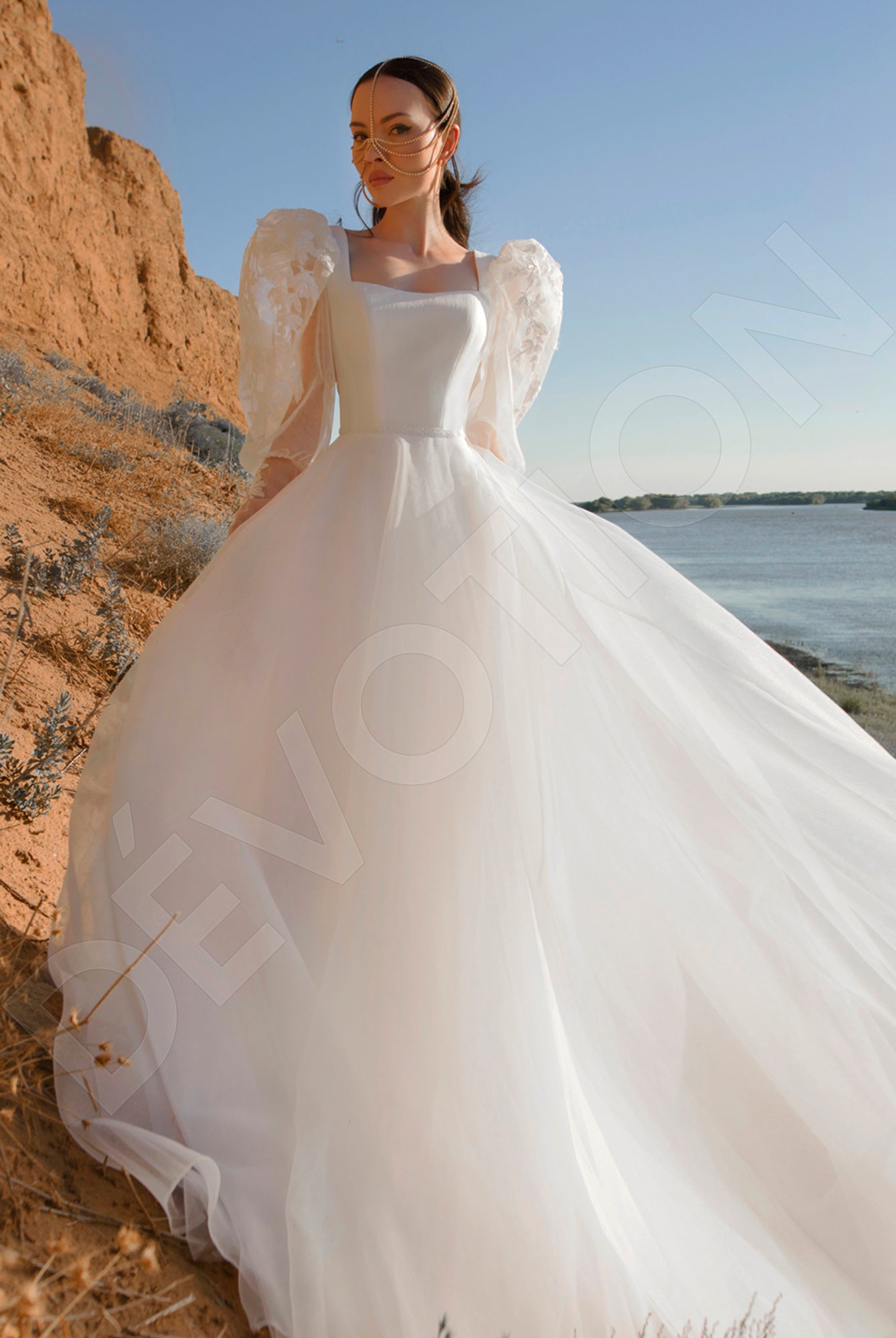 Emigdy A-line Square Off White Wedding dress