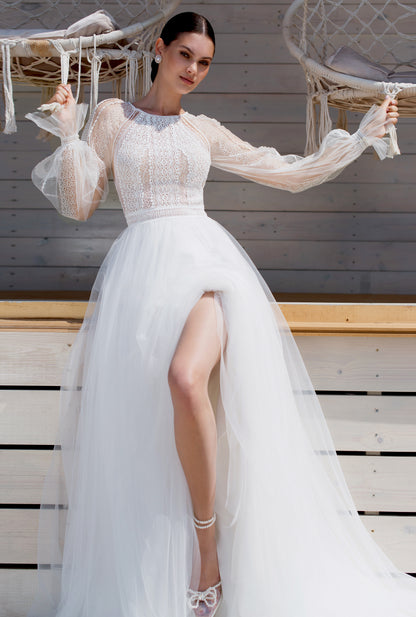 Fiara A-line Boat/Bateau Off White Wedding dress