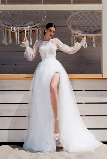 Fiara A-line Boat/Bateau Off White Wedding dress