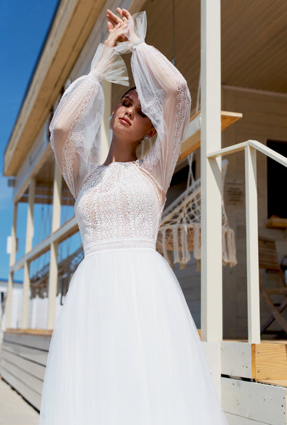 Fiara A-line Boat/Bateau Off White Wedding dress