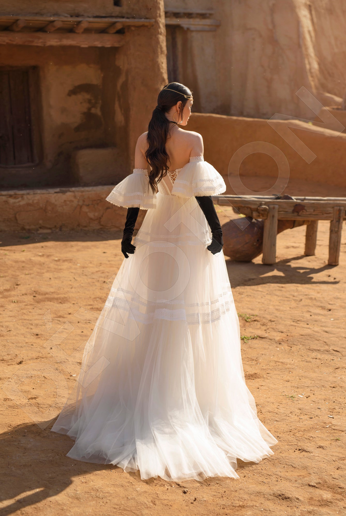 Flaya A-line Sweetheart Off White Wedding dress