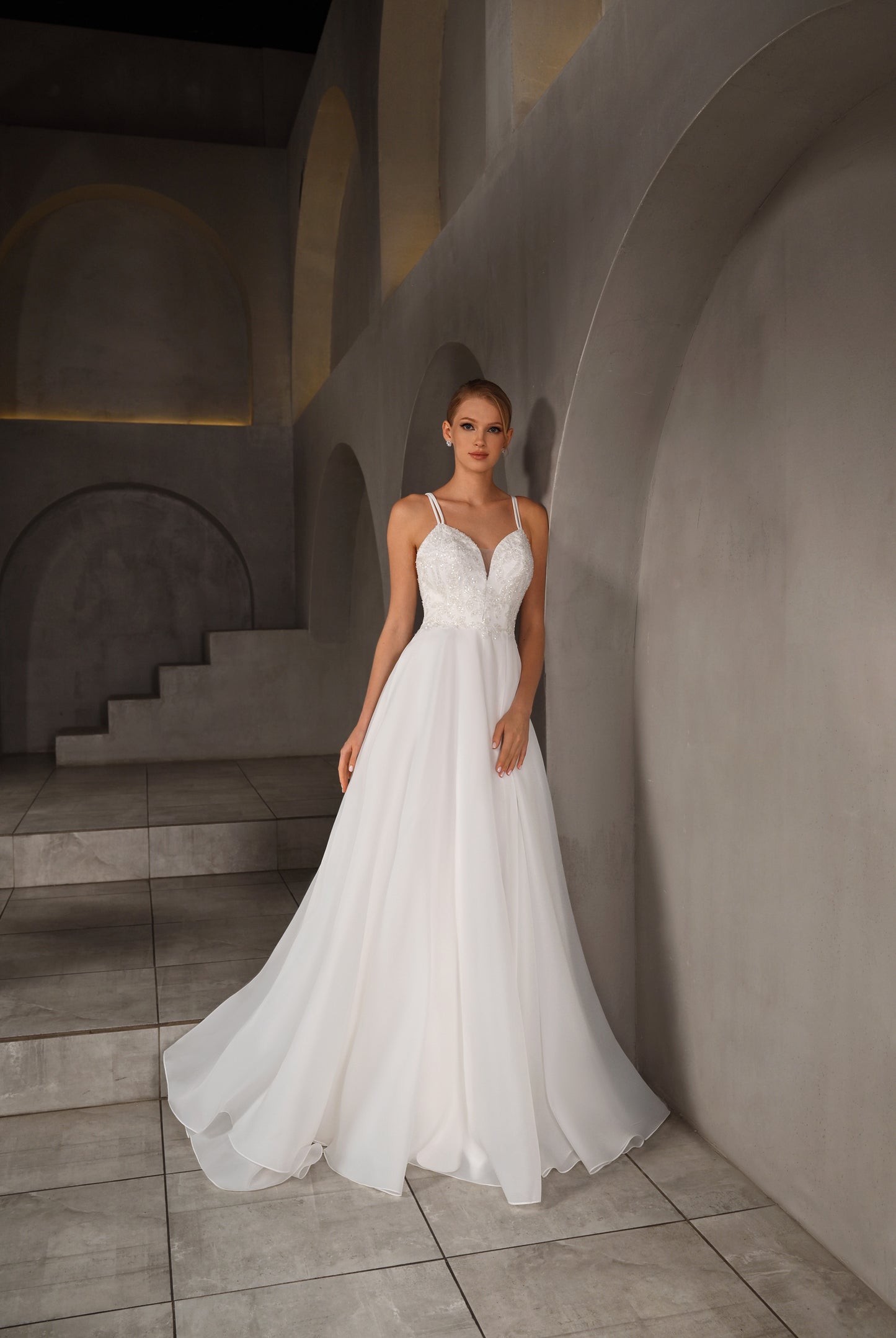 Floris A-line Sweetheart Milk Wedding dress