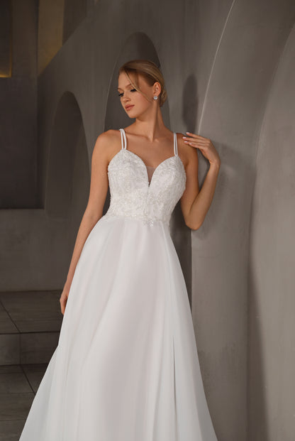 Floris A-line Sweetheart Milk Wedding dress