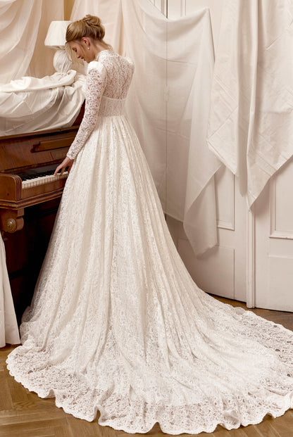 Francine A-line High neck Milk Wedding dress