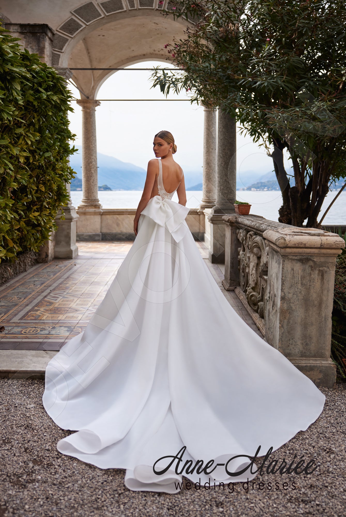 Ilaria A-line Deep V-neck Milk Wedding dress