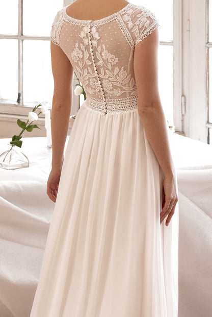 Juliena A-line V-neck Milk Wedding dress