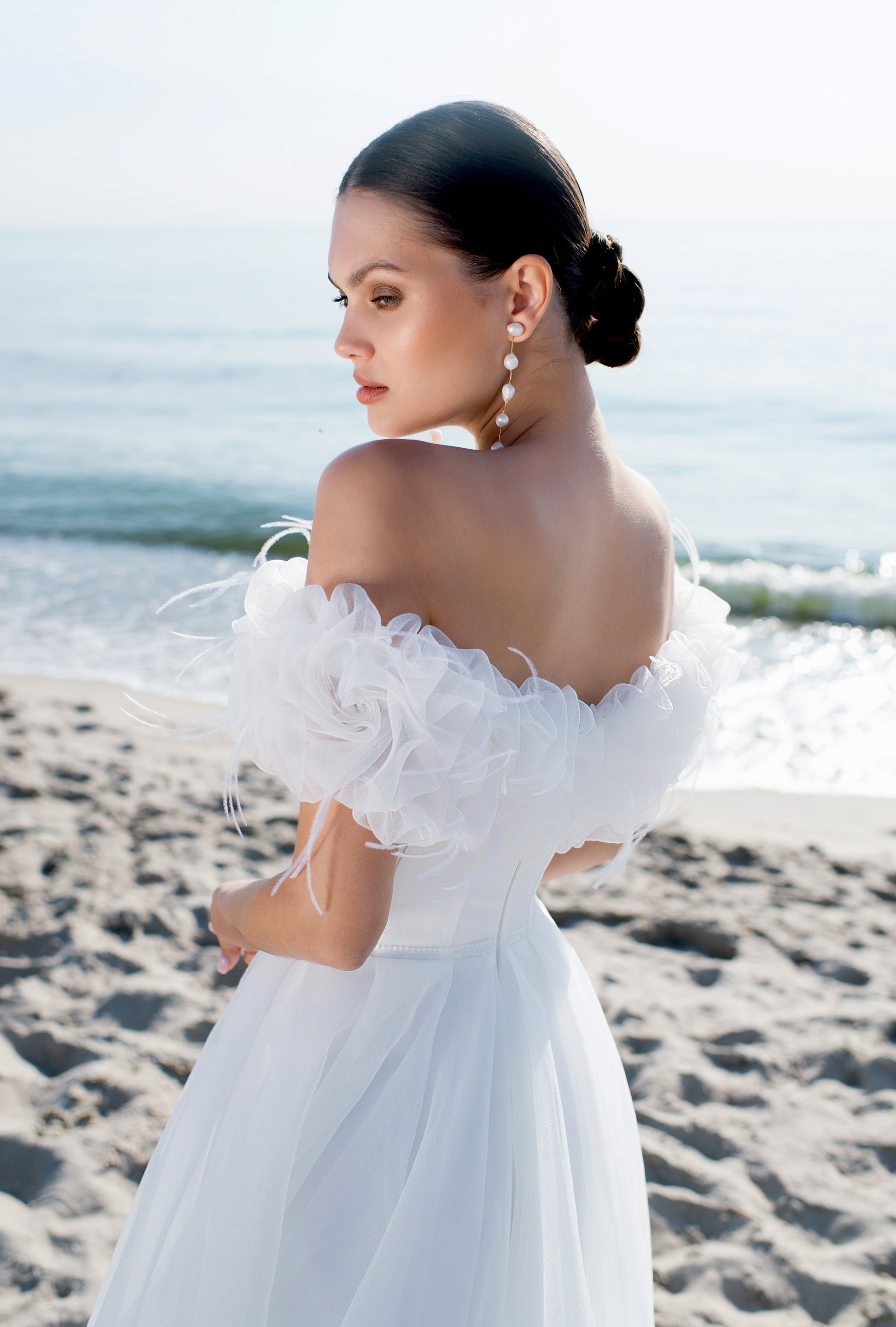 Lasketia A-line Off-shoulder/Drop shoulders Off White Wedding dress