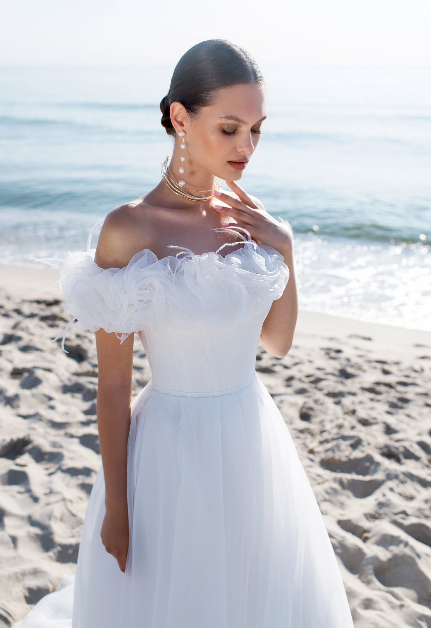 Lasketia A-line Off-shoulder/Drop shoulders Off White Wedding dress