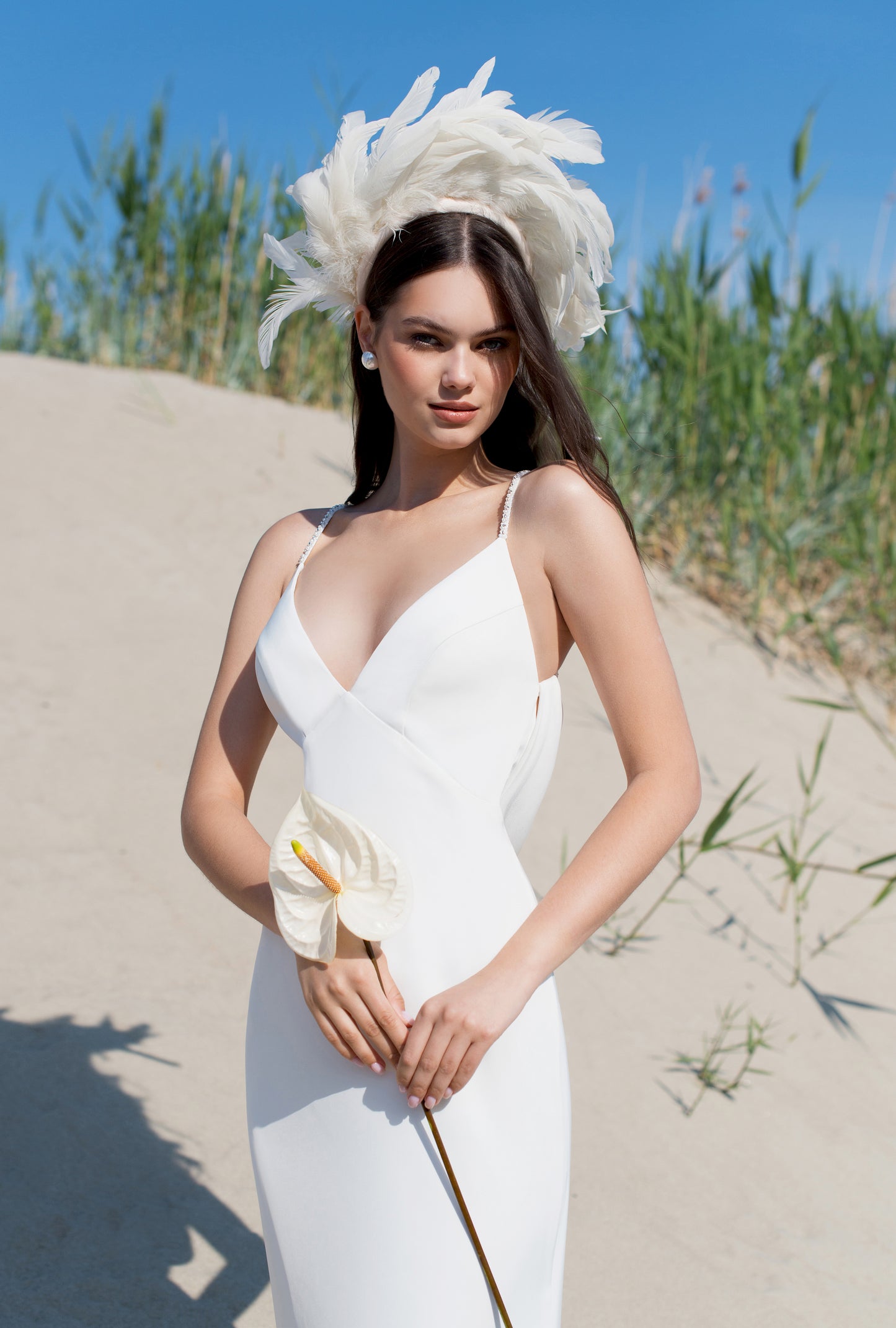 Liva Trumpet/Mermaid V-neck Off-white Wedding dress