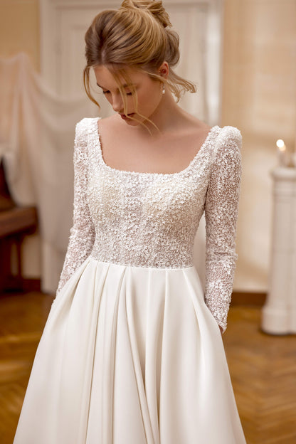 Marta A-line Square Milk Wedding dress