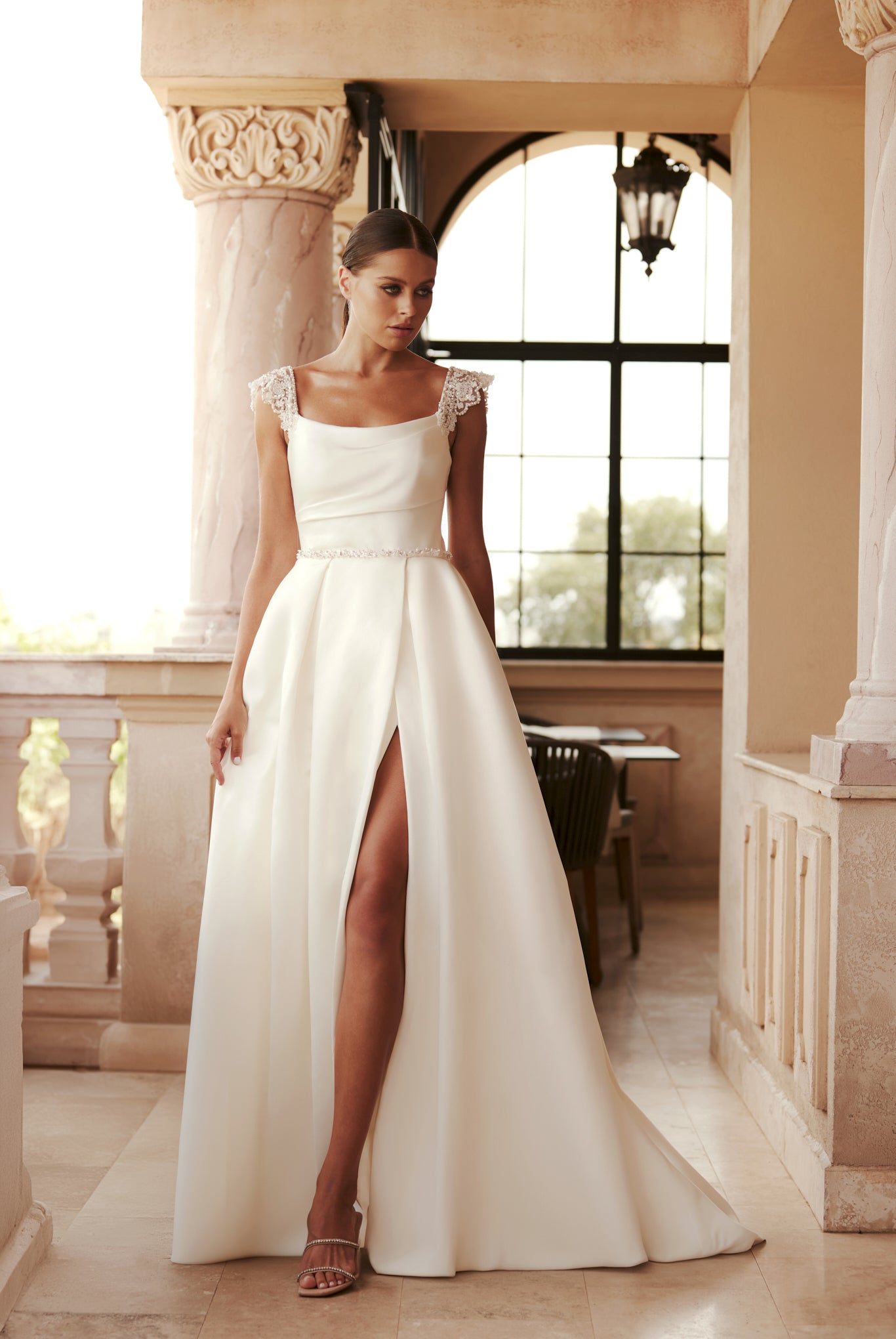 Beata A-line Off-shoulder/Drop shoulders Ivory Wedding dress