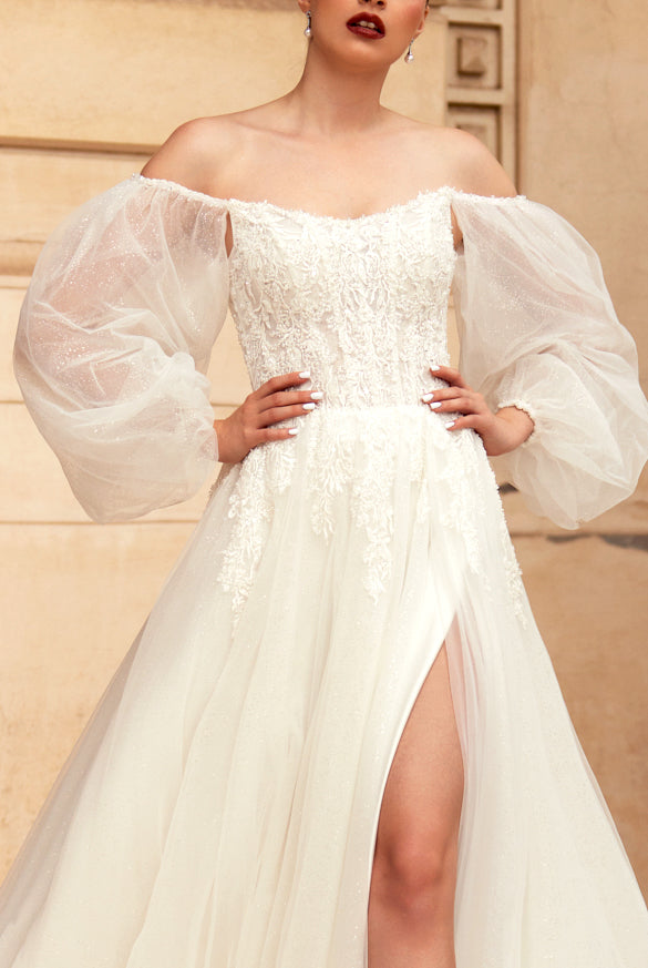 Daphnie A-line Off-shoulder/Drop shoulders Ivory Wedding dress