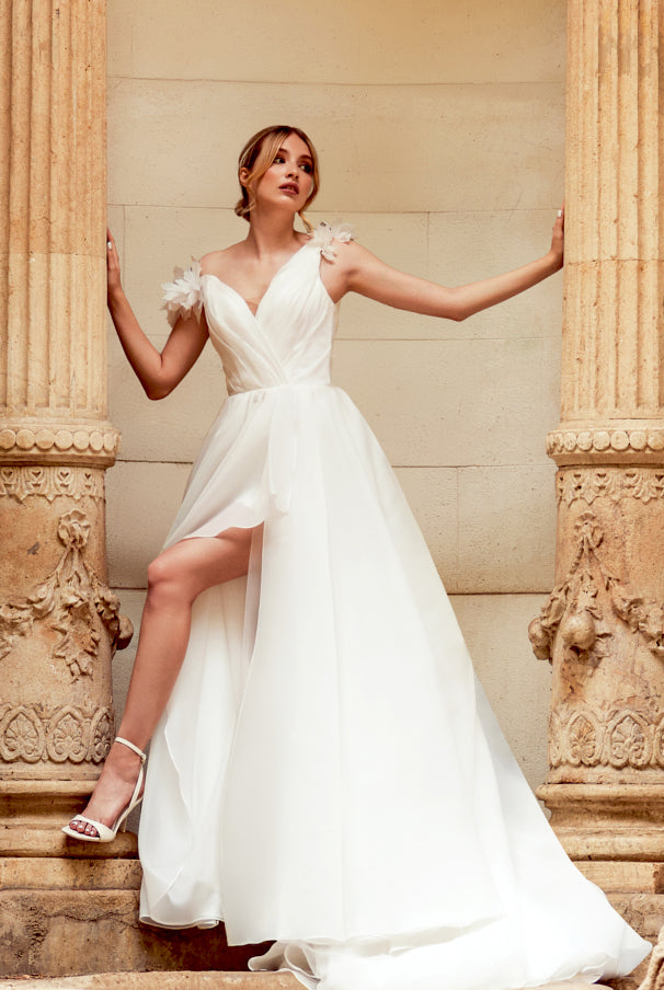 Teresa A-line Deep V-neck Ivory Wedding dress